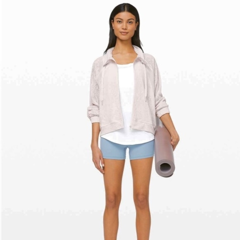 Lululemon In Depth Jacket Lace In Light Chrome 6